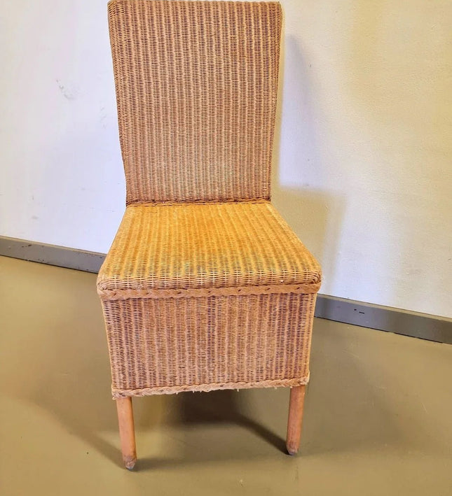 Lloyd Loom Dining Room Chair - Yatva