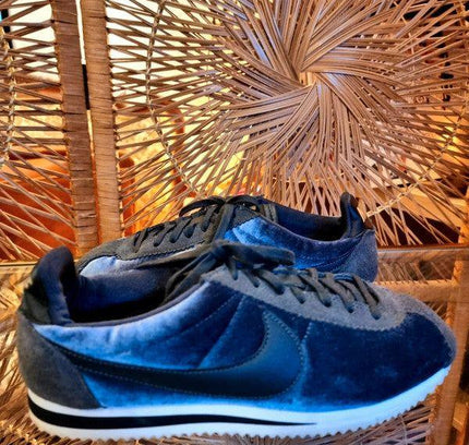 Nike Cortez Velvet Trainer Sneakers - Yatva