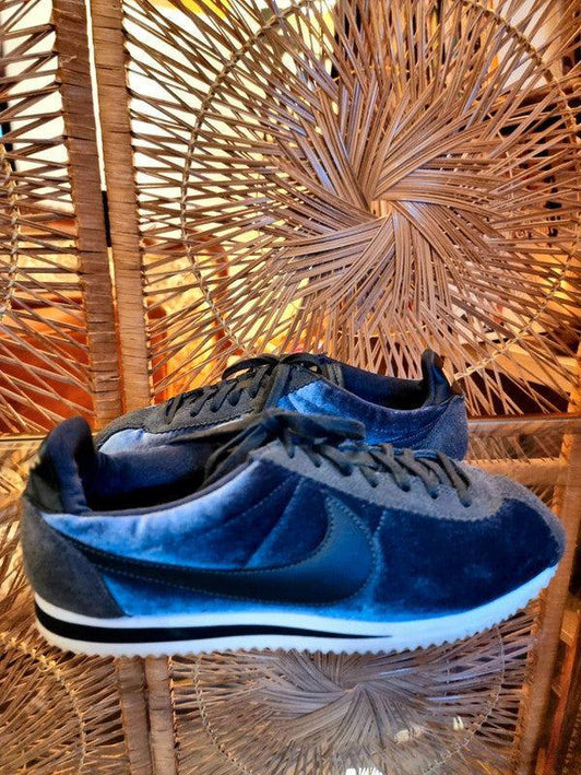 Nike Cortez Velvet Trainer Sneakers - Yatva