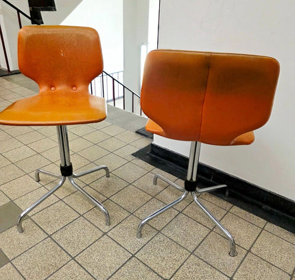 Pair of Mid Century Orange Giroflex Swivel Chairs – 1970s Space Age Retro - Yatva