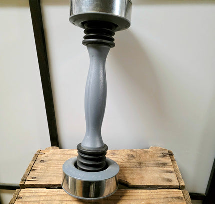 Pair of Shake Weight Dumbbells for Men - 5 lbs - Yatva