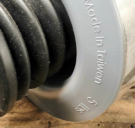 Pair of Shake Weight Dumbbells for Men - 5 lbs - Yatva