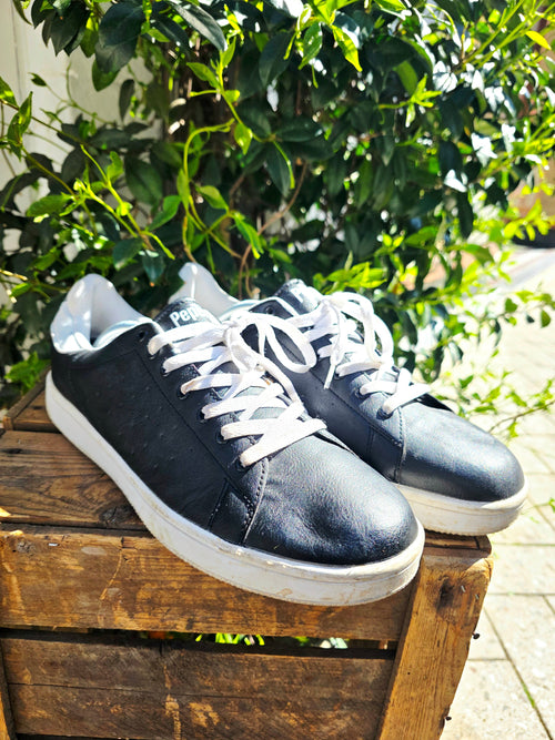 Peperoni Men’s Classic Black & White Street Sneakers / Trainers