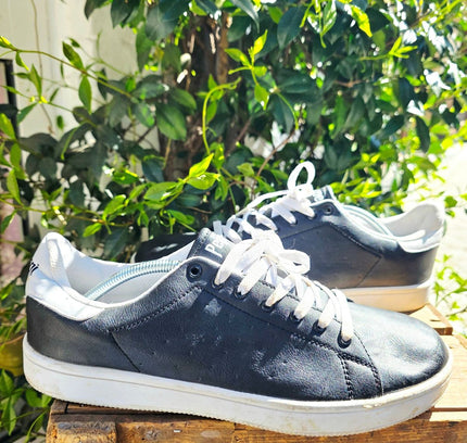 Peperoni Men’s Classic Black & White Street Sneakers / Trainers - Yatva