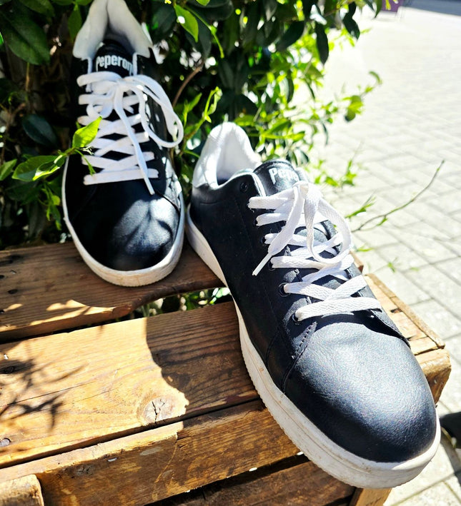 Peperoni Men’s Classic Black & White Street Sneakers / Trainers - Yatva