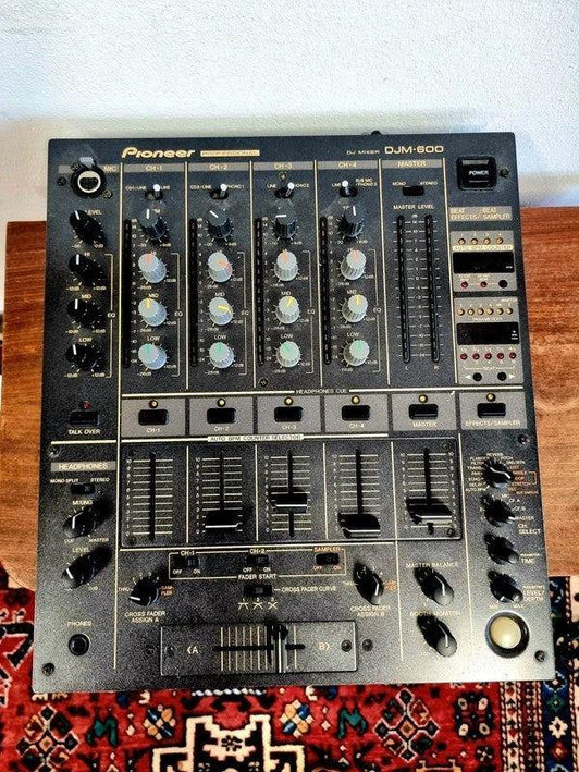 Pioneer DJM - 600 Professional 4 - Channel DJ Mixer - Yatva