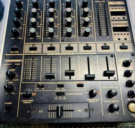 Pioneer DJM - 600 Professional 4 - Channel DJ Mixer - Yatva