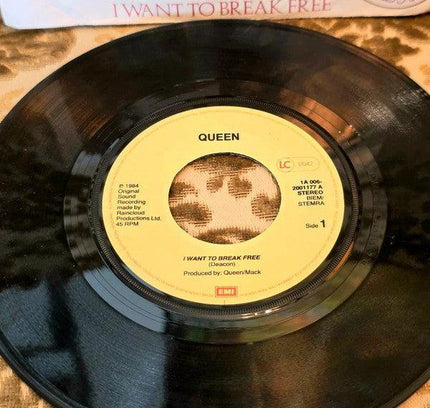 Queen – I Want To Break Free Vinyl Record - Yatva