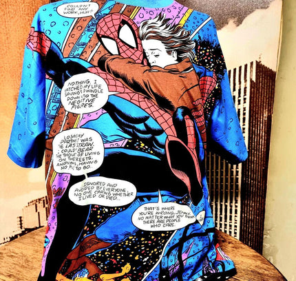 RARE Vintage 90s Brand New Deadstock Tint & Ton Spiderman Marvel T-Shirt - Yatva