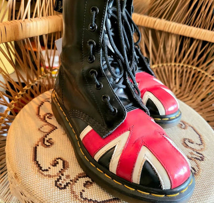 RARE Vintage 90's Dr Martens Union Jack Ankle Boots - Yatva