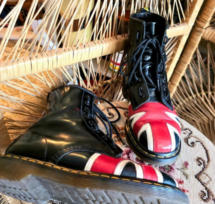 RARE Vintage 90's Dr Martens Union Jack Ankle Boots - Yatva