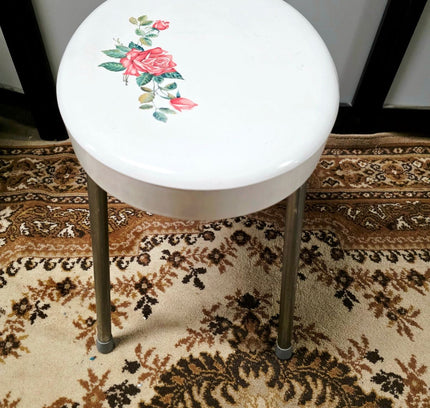 Rare Vintage Carrara & Matta Mod S 502 Side Table | 1970s Space Age - Yatva