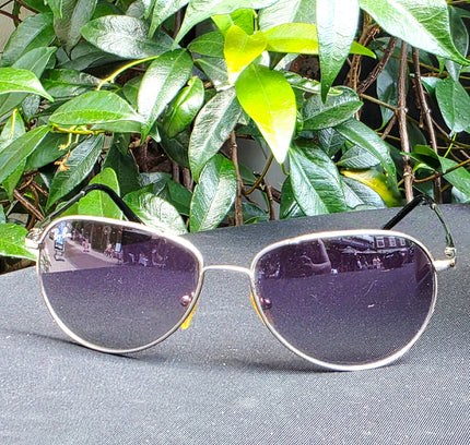 Ray-Ban Silver Aviator Sunglasses with Purple Gradient Lenses (Pre-Owned) - Yatva