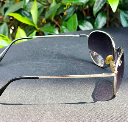 Ray-Ban Silver Aviator Sunglasses with Purple Gradient Lenses (Pre-Owned) - Yatva