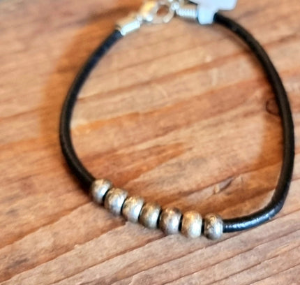 Retro Bracelet - Yatva