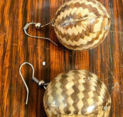 Retro Brand New Manouk Pierced Earrings - Yatva