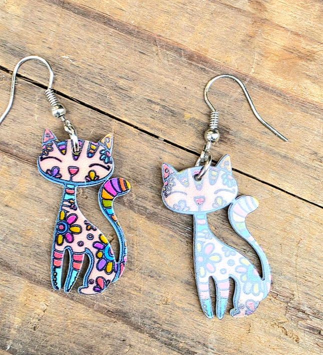 Retro Cat Pierced Earrings - Yatva