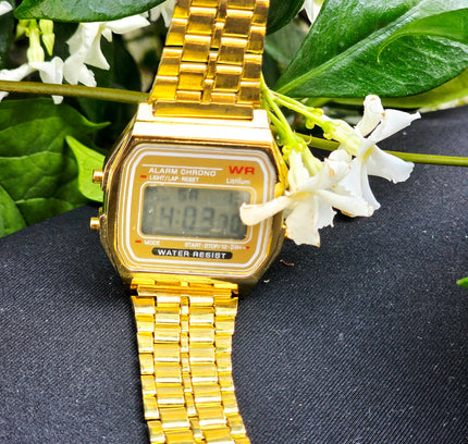 Retro Gold Digital Watch – Classic Vintage Stainless Steel Chronograph Wristwatch - Yatva