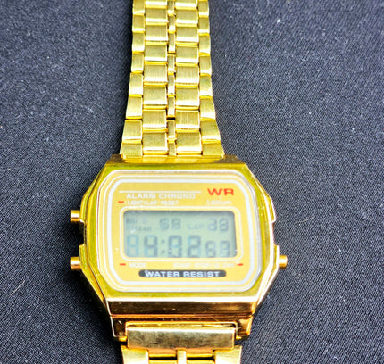 Retro Gold Digital Watch – Classic Vintage Stainless Steel Chronograph Wristwatch - Yatva