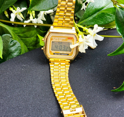 Retro Gold Digital Watch – Classic Vintage Stainless Steel Chronograph Wristwatch - Yatva