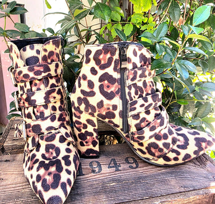 Retro Leopard Print Pointed Toe High Heel Cowboy Boots - Yatva