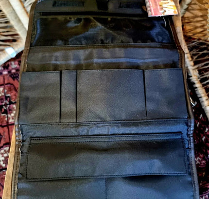 Retro McGregor Toiletry Bag - Yatva
