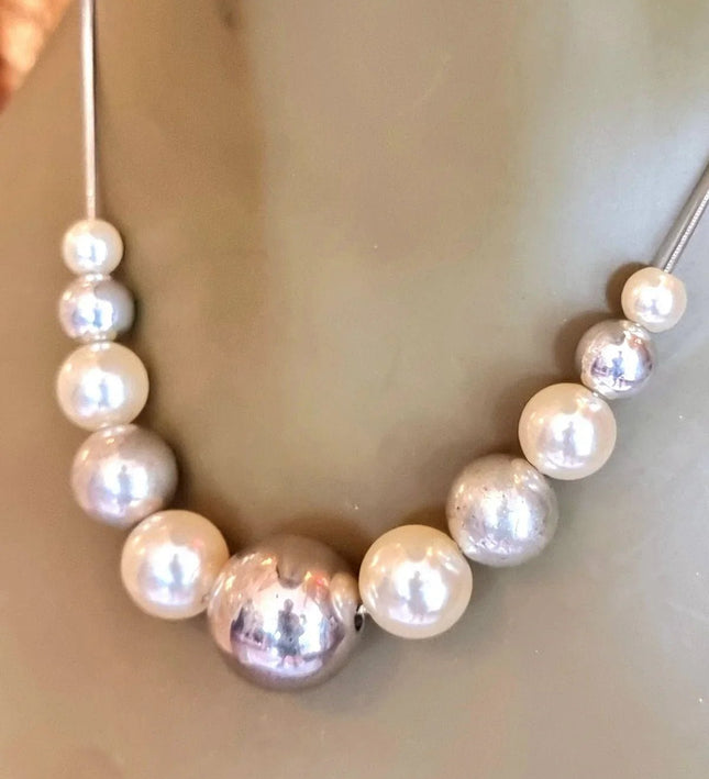 Retro Necklace - Yatva