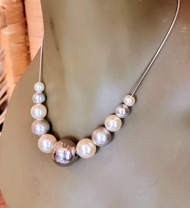 Retro Necklace - Yatva