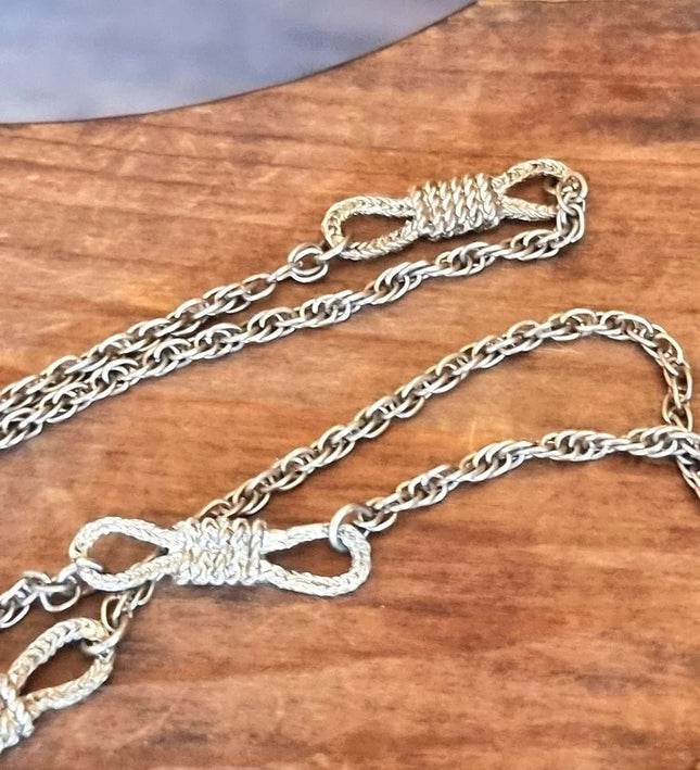 Retro Silver Necklace - Yatva