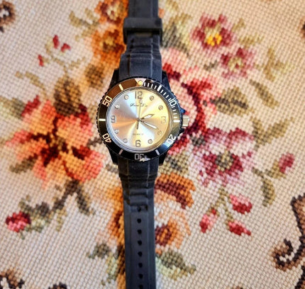 Retro Souris D'or Quartz Watch - Yatva