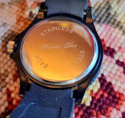 Retro Souris D'or Quartz Watch - Yatva