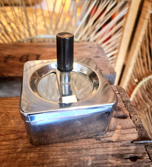 Retro Square Ashtray - Yatva