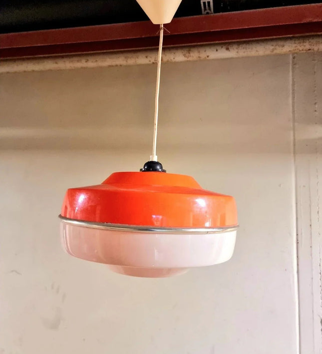 Retro Vintage 70s space age UFO pendant Hang Lamp - Yatva