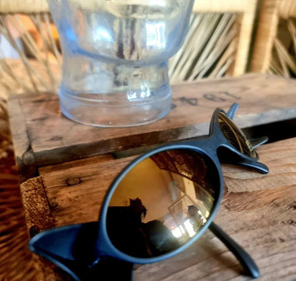 Retro Vintage Chic Sunglasses - Yatva