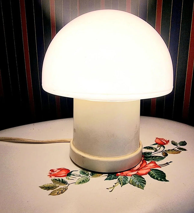 Retro Vintage Mushroom Table Light - Yatva