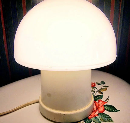 Retro Vintage Mushroom Table Light - Yatva