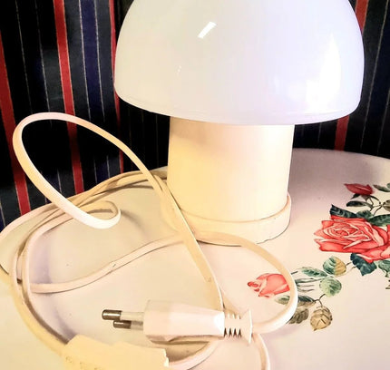 Retro Vintage Mushroom Table Light - Yatva