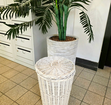 Retro White Woven Wicker Basket with Lid - Yatva