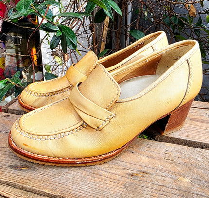 Shoes - Yatva
