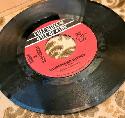 Simon & Garfunkel – The Sounds Of Silence / Homeward Bound Vinyl Record - Yatva