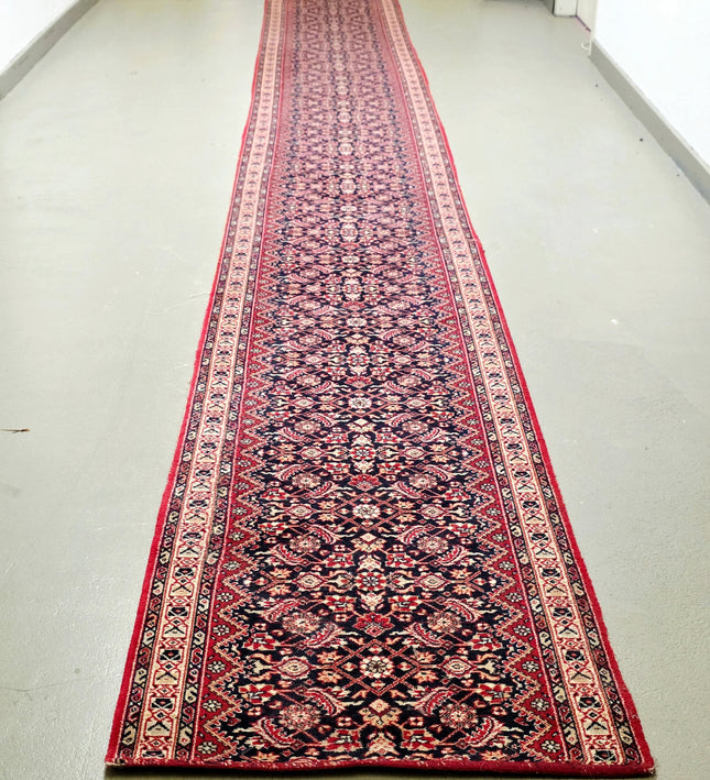 Stunning 18ft Antique Persian Bidjar Hallway Runner - Hand - Knotted Wool - Yatva