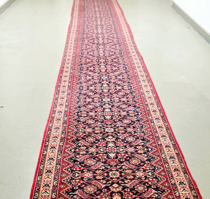 Stunning 18ft Antique Persian Bidjar Hallway Runner - Hand - Knotted Wool - Yatva