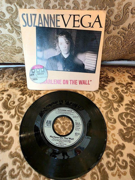 Suzanne Vega – Marlene On The Wall Vinyl Record - Yatva