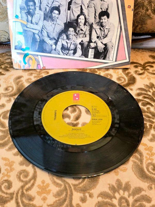 Trammps – Shout Vinyl Record - Yatva