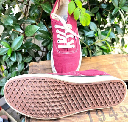 Vans Lace Up Shoes - Yatva