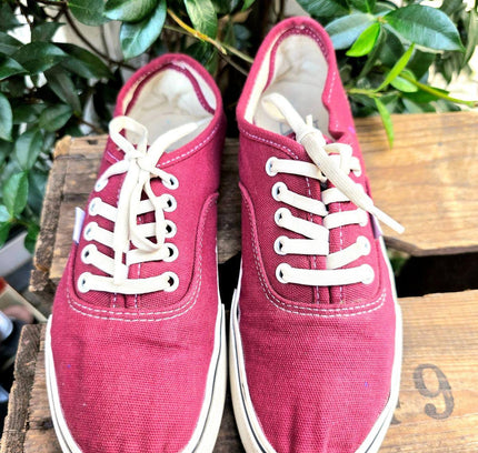 Vans Lace Up Shoes - Yatva