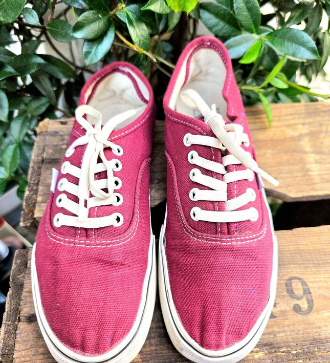Vans Lace Up Shoes - Yatva