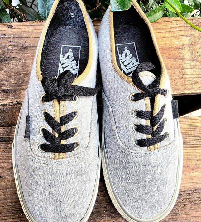 Vans Lace Up Shoes - Yatva