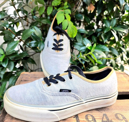 Vans Lace Up Shoes - Yatva