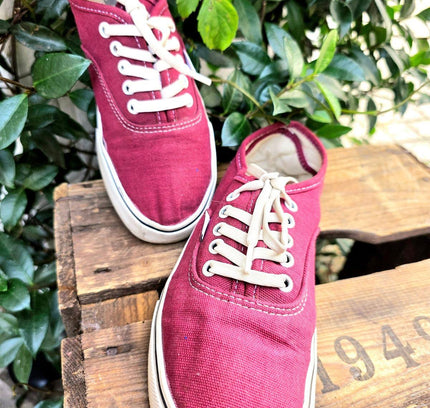 Vans Lace Up Shoes - Yatva
